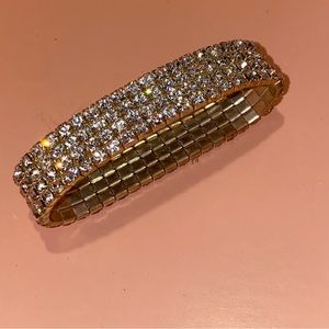 Stretch faux diamond bracelet
